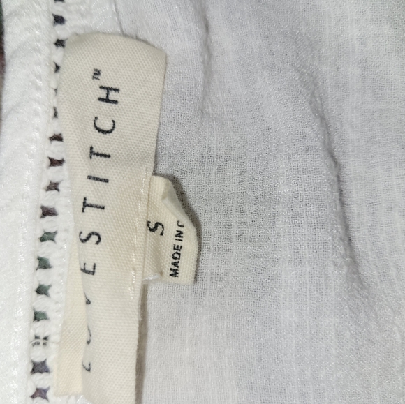 Love stitch white shirt size small - Picture 4 of 4
